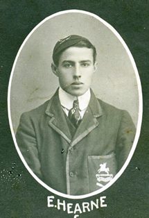 E T Hearne (Rowing 1910).